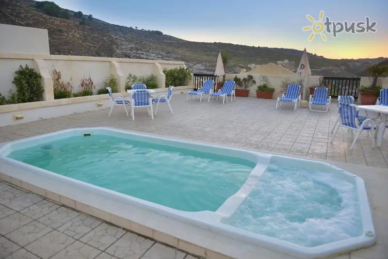 Фото отеля St Patrick`s Hotel 4* о. Гоцо Мальта екстер'єр та басейни