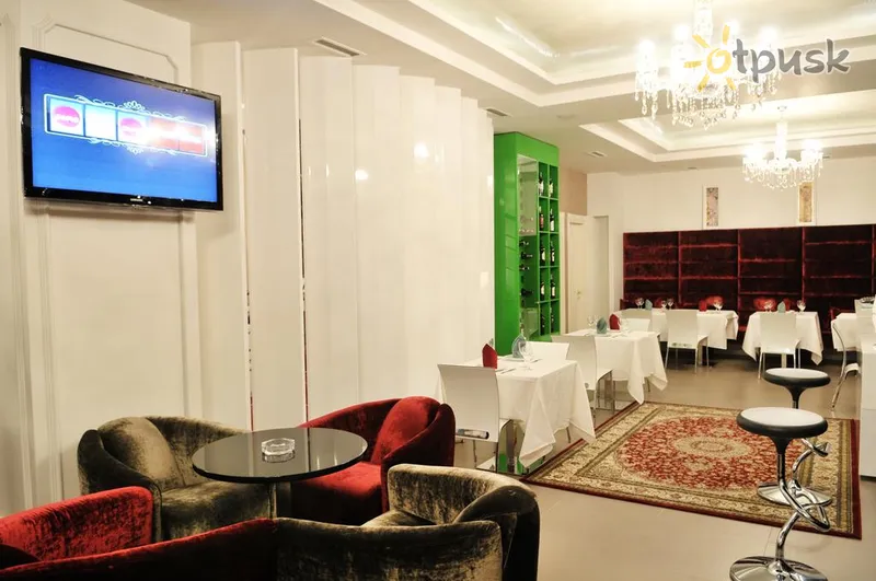 Фото отеля Golden City Hotel 4* Тирана Албанія бари та ресторани