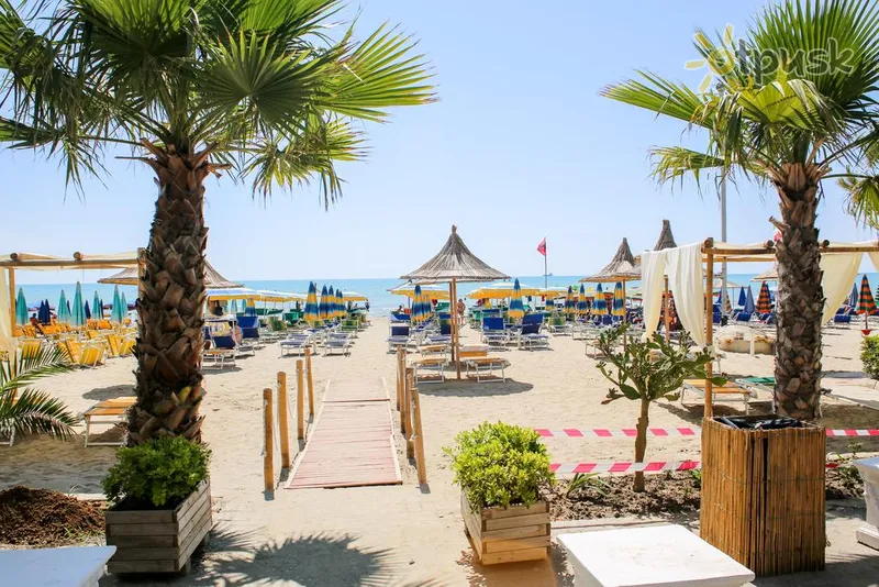Фото отеля Bella Vista Hotel 3* Дуррес Албания пляж