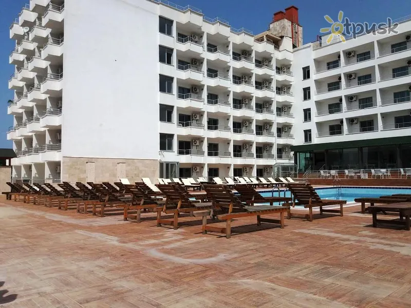 Фото отеля Ayma Beach Resort & Spa 3* Кушадасы Турция экстерьер и бассейны