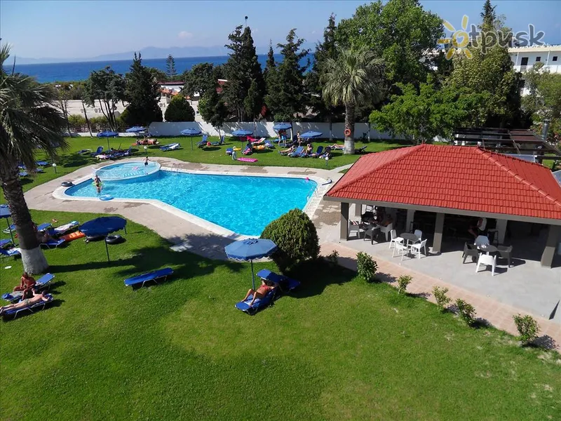 Фото отеля Matoula Beach Hotel 4* Rodas Graikija išorė ir baseinai