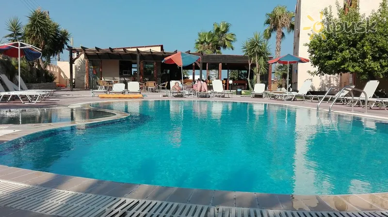 Фото отеля Sevastos Studios 2* Rodas Graikija išorė ir baseinai