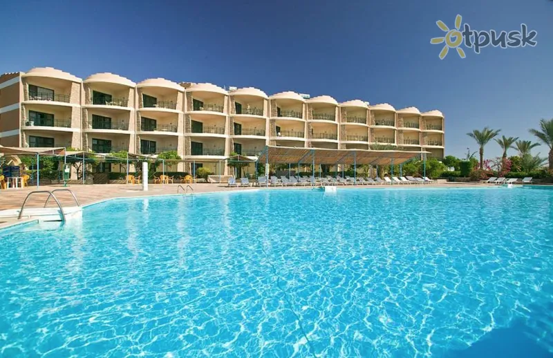 Фото отеля El Samaka Beach Hotel 3* Hurgada Ēģipte ārpuse un baseini