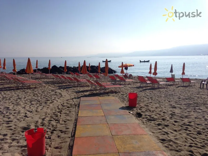 Фото отеля Baia Di Trainiti Hotel 3* Калабрия Италия пляж