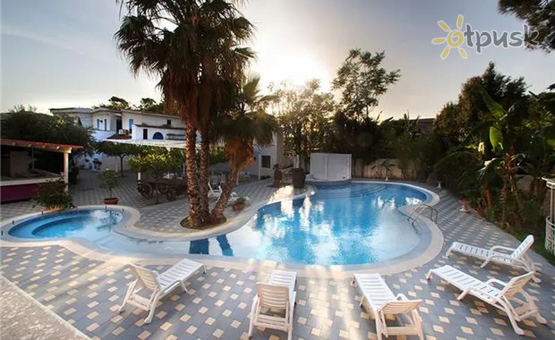 Фото отеля Regent Beach Hotel & Apartments 4* Калабрия Италия экстерьер и бассейны