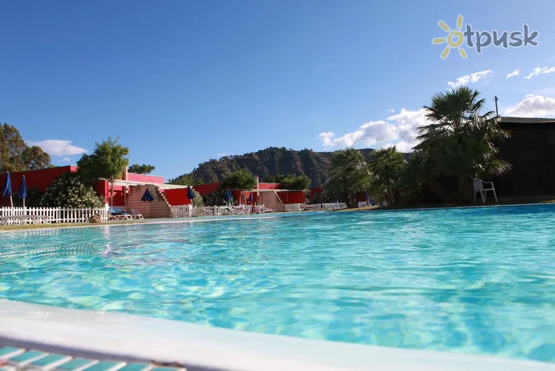 Фото отеля Club Esse Sunbeach 4* Калабрія Італія екстер'єр та басейни