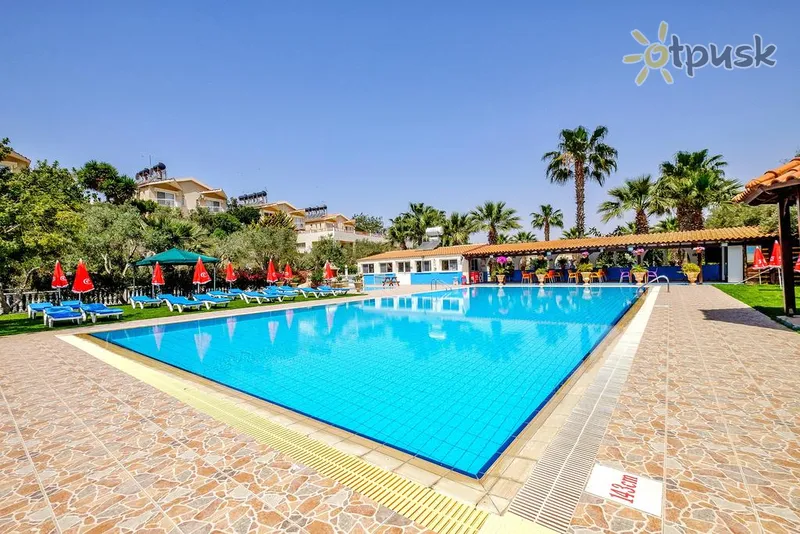 Фото отеля Hadjios Valley 3* Larnaka Kipra ārpuse un baseini