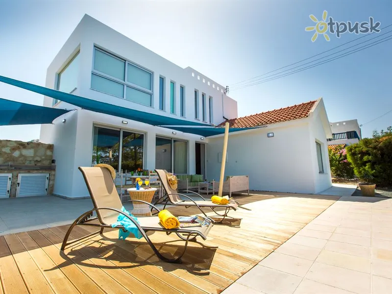 Фото отеля Mediterranean Coast Deluxe Villa 3* Пафос Кипр номера