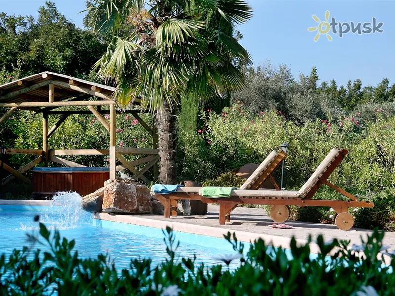 Фото отеля Olive Grove 2 3* Patoss Kipra ārpuse un baseini