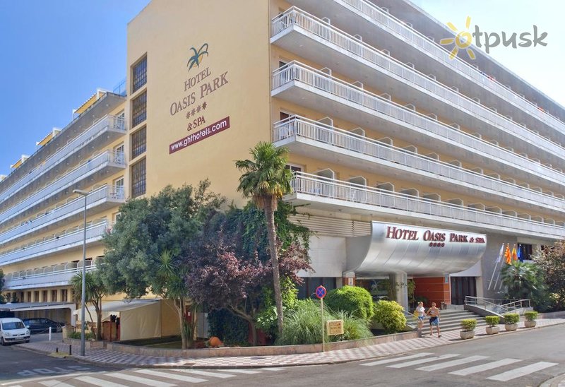 Фото отеля Oasis Park & Spa Hotel 4* Коста Брава Испания экстерьер и бассейны