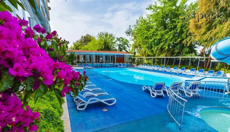 Фото отеля Aperion Beach Hotel 4* Šoninė Turkija išorė ir baseinai