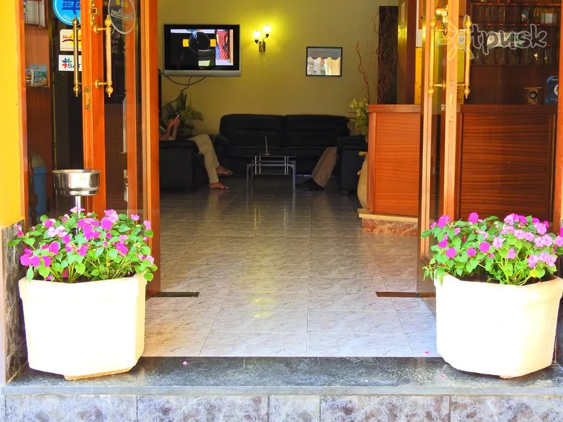 Фото отеля Bonavista Hostal 2* Kosta del Maresmė Ispanija fojė ir interjeras