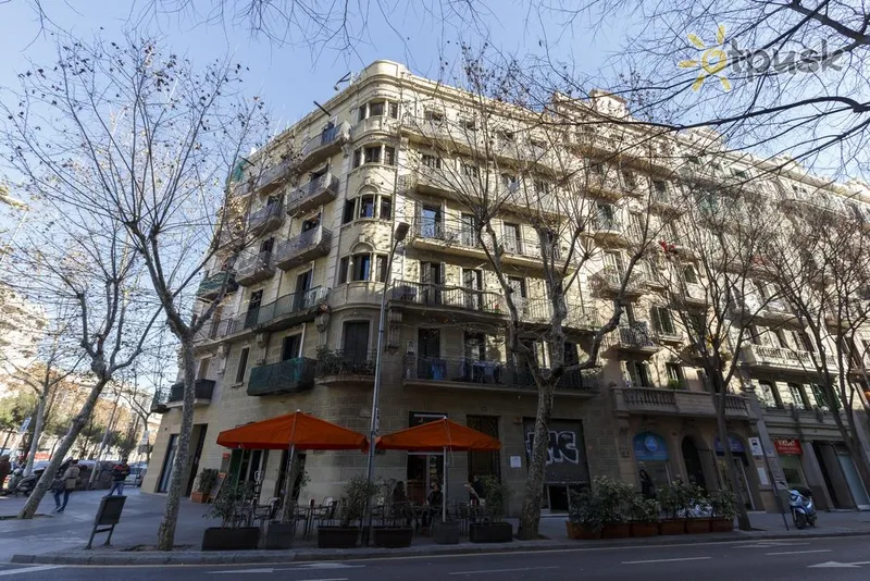 Фото отеля AinB Eixample-Miro Apartments 2* Барселона Испания экстерьер и бассейны
