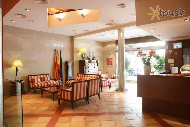 Фото отеля URH Vila de Tossa 4* Коста Брава Испания лобби и интерьер