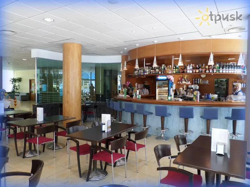Фото отеля Blaucel Hotel 4* Коста Брава Іспанія бари та ресторани