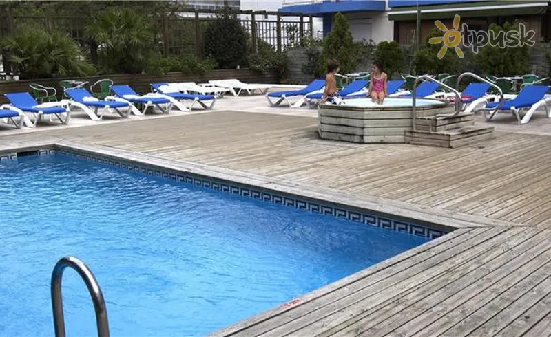 Фото отеля Checkin Blanes 3* Коста Брава Іспанія екстер'єр та басейни