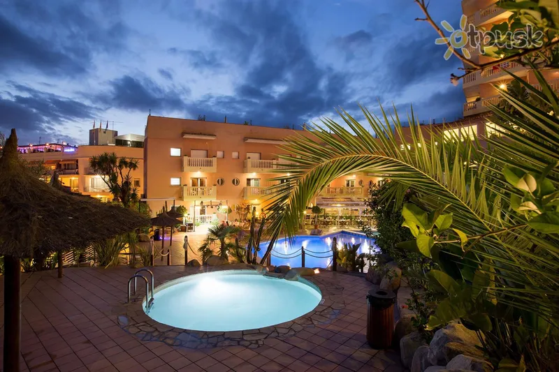 Фото отеля Alba Seleqtta Hotel Spa Resort 4* Kosta Brava Ispanija išorė ir baseinai