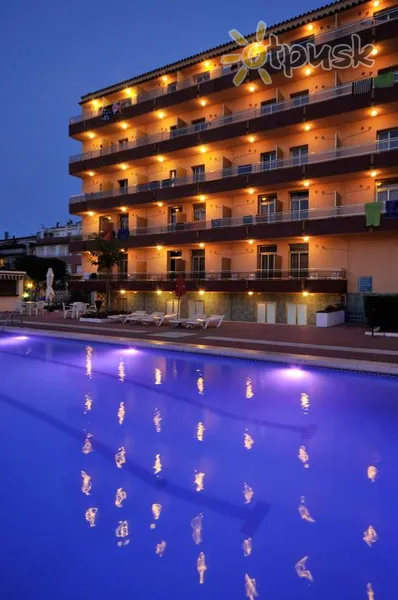 Фото отеля Continental Tossa 3* Kosta Brava Ispanija išorė ir baseinai