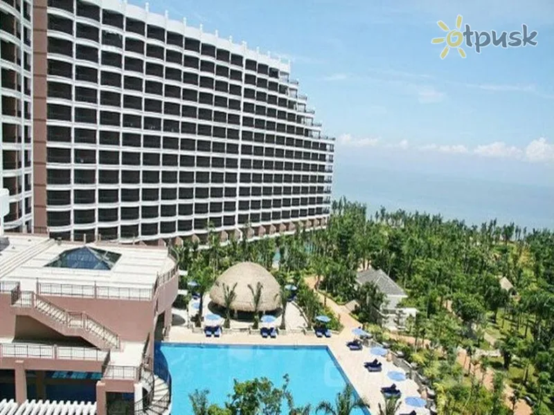 Фото отеля Golden Sunshine Tide Hotspring Resort 4* о. Хайнань Китай экстерьер и бассейны