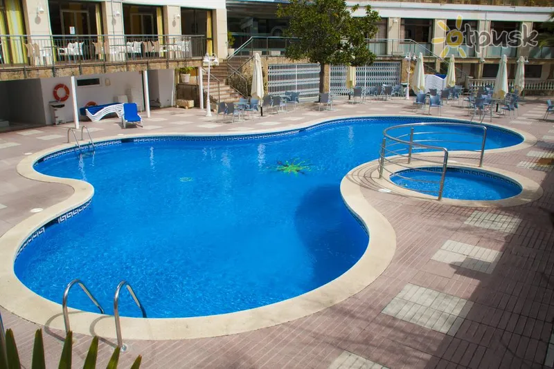 Фото отеля Esplai Hotel 3* Kosta del Maresmė Ispanija išorė ir baseinai