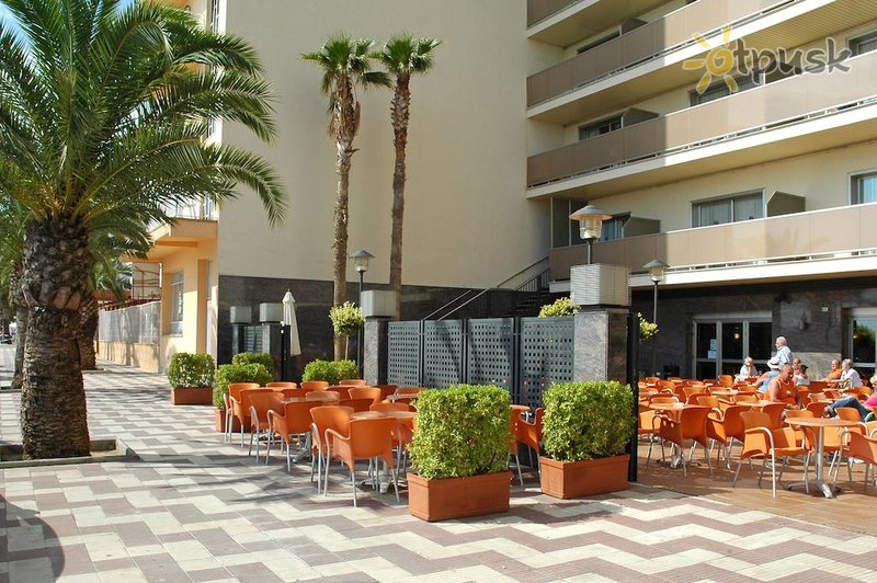 Фото отеля H Top Pineda Palace 4* Коста Дель Маресме Испания бары и рестораны