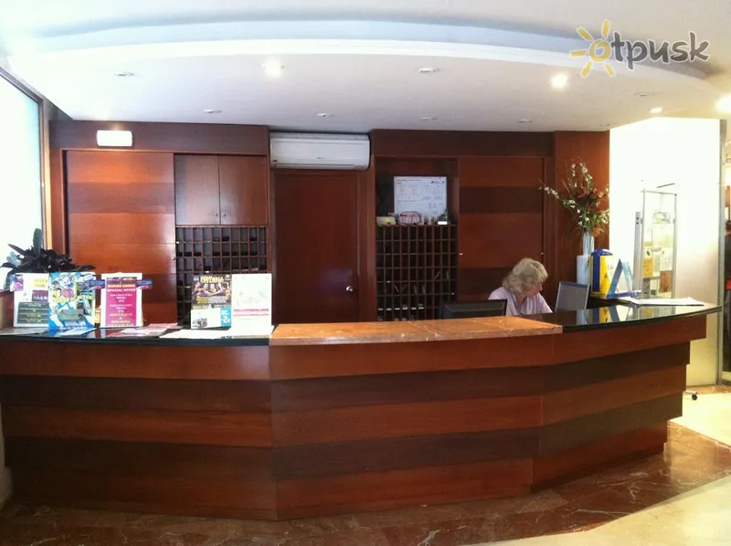 Фото отеля Haromar Hotel 2* Kosta del Maresmė Ispanija fojė ir interjeras