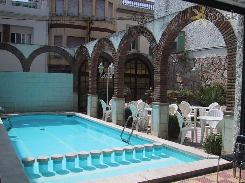 Фото отеля Vila de Calella 3* Коста Дель Маресме Іспанія екстер'єр та басейни