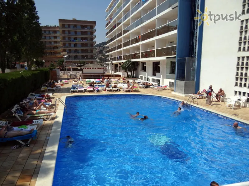 Фото отеля Riviera Hotel 3* Kosta del Maresmė Ispanija išorė ir baseinai