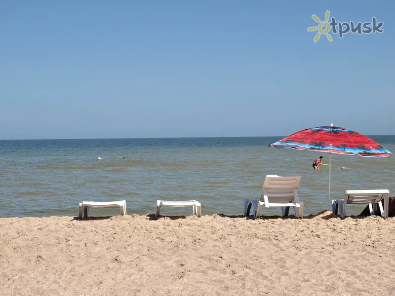 Фото отеля Диана 2* Кирилловка Украина пляж