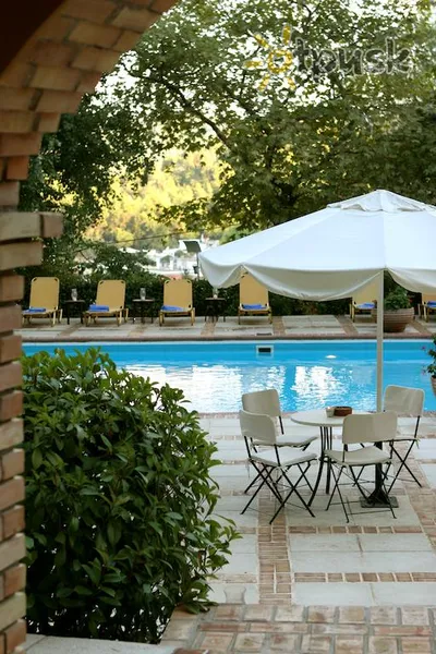 Фото отеля Antonios Hotel 4* Пелопоннес Греция экстерьер и бассейны