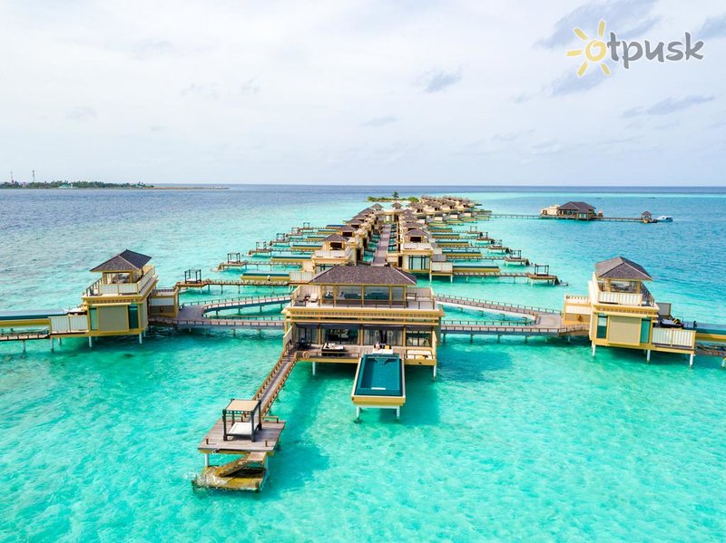 Фото отеля Angsana Velavaru 5* Даалу Атолл Мальдивы экстерьер и бассейны