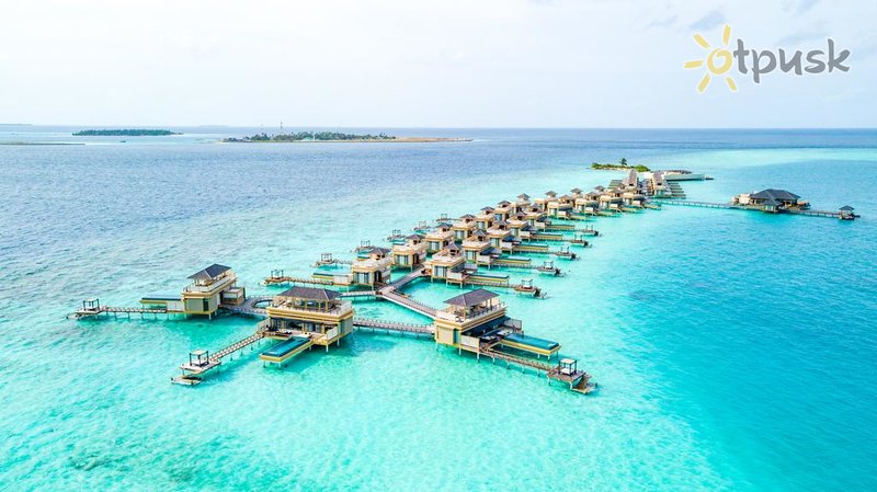 Фото отеля Angsana Velavaru 5* Даалу Атолл Мальдивы экстерьер и бассейны