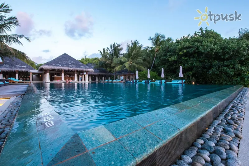 Фото отеля Ayada Maldives 5* Gaafu Dhaalu atols Maldīvija ārpuse un baseini