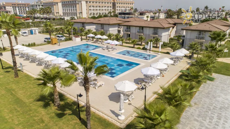 Фото отеля Crystal Boutique Beach Resort 5* Belekas Turkija išorė ir baseinai