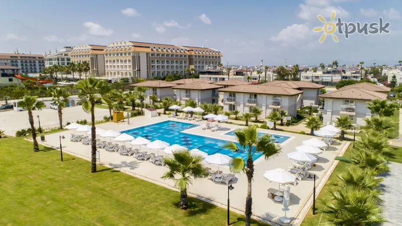Фото отеля Crystal Boutique Beach Resort 5* Belekas Turkija išorė ir baseinai