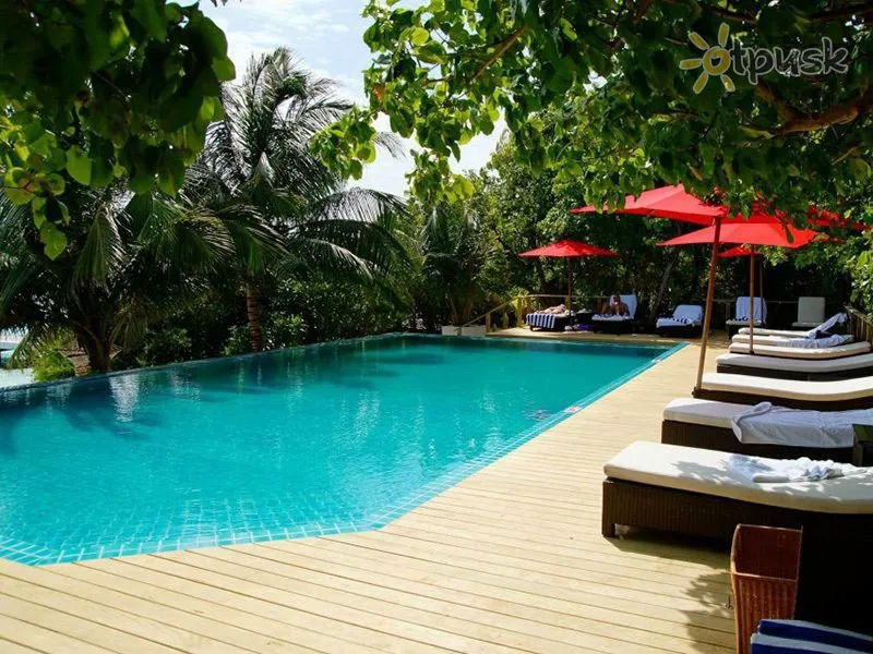 Фото отеля Eriyadu Island Resort 4* Ziemeļu Males atols Maldīvija ārpuse un baseini