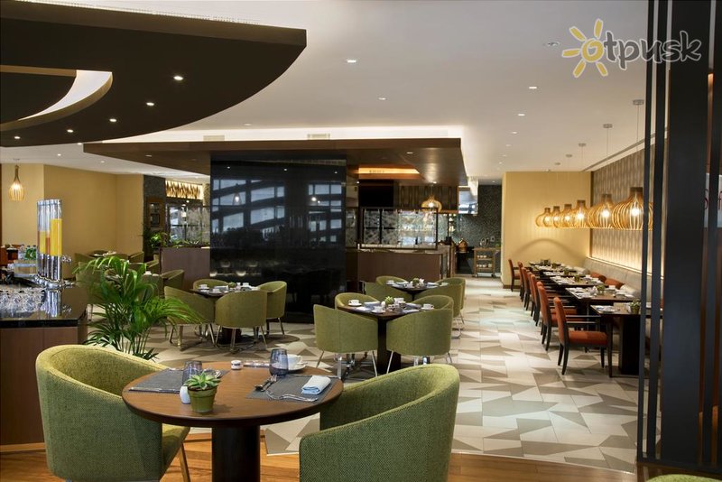 Фото отеля Pearl Rotana Capital Centre 4* Абу Даби ОАЭ бары и рестораны