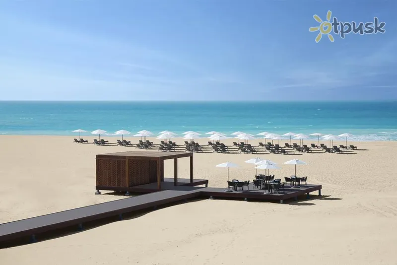 Фото отеля Saadiyat Rotana Resort & Villas 5* Abu Dabis JAE papludimys