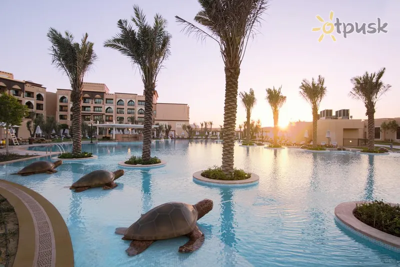 Фото отеля Saadiyat Rotana Resort & Villas 5* Abu Dabis JAE išorė ir baseinai