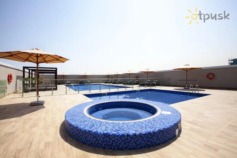 Фото отеля Flora Inn Hotel Dubai Airport 4* Dubajus JAE išorė ir baseinai