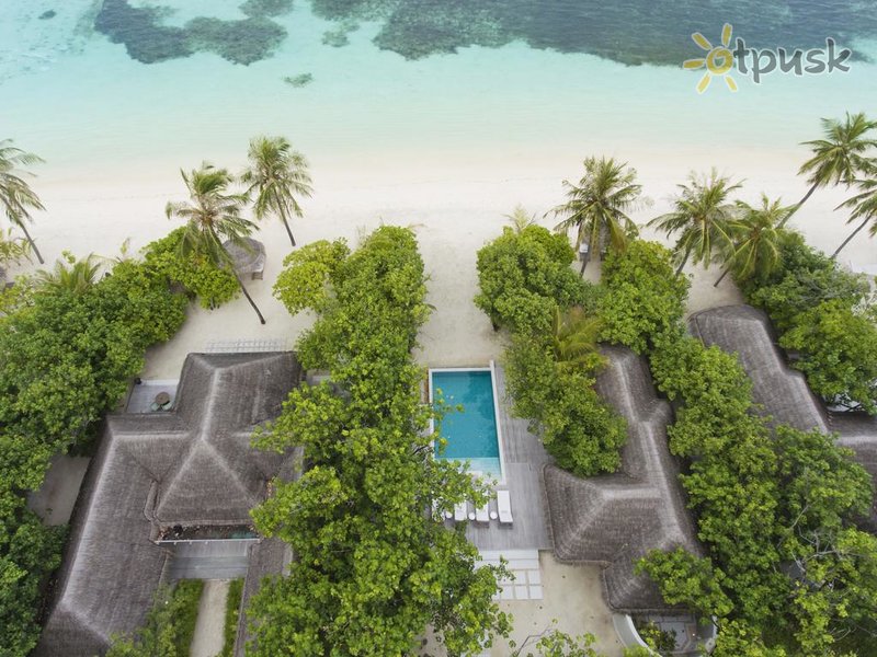 Фото отеля Kanuhura 5* Лхавияни Атолл Мальдивы пляж