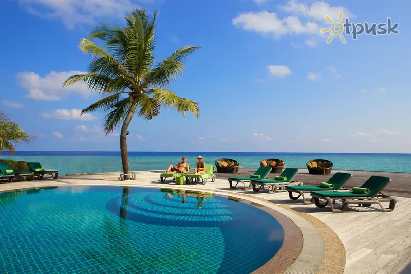 Фото отеля Kuredu Resort 4* Lhaviyani atolas Maldyvai išorė ir baseinai