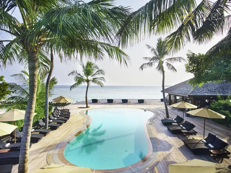 Фото отеля Kuredu Resort 4* Lhaviyani atolas Maldyvai išorė ir baseinai