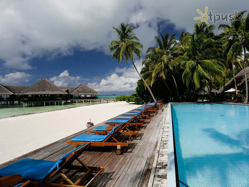 Фото отеля Medhufushi Island Resort 5* Mulaku (Mimu) atolas Maldyvai išorė ir baseinai