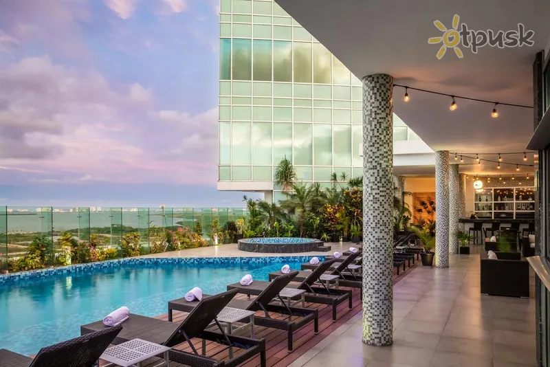 Фото отеля Fiesta Inn Cancun Las Americas 4* Канкун Мексика экстерьер и бассейны
