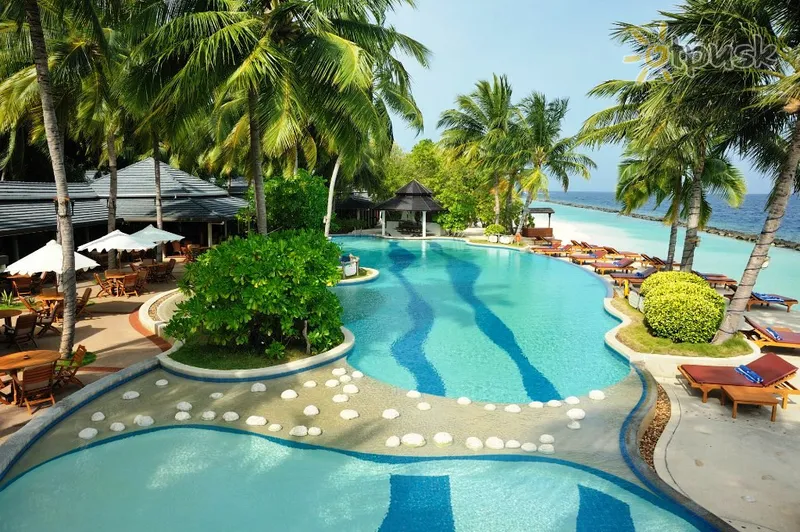 Фото отеля Royal Island Resort & Spa 5* Баа Атол Мальдіви екстер'єр та басейни