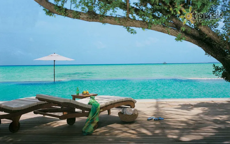 Фото отеля Taj Exotica Resort & Spa 5* Dienvidu Males atols Maldīvija ārpuse un baseini