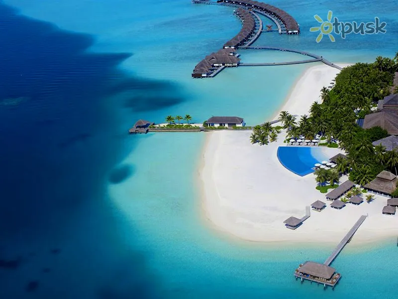 Фото отеля Velassaru Maldives 5* Dienvidu Males atols Maldīvija ārpuse un baseini