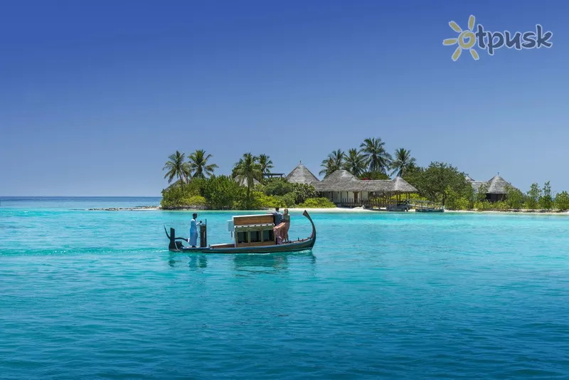 Фото отеля Four Seasons Resort Maldives на Kuda Huraa 5* Північний Мале Атол Мальдіви екстер'єр та басейни