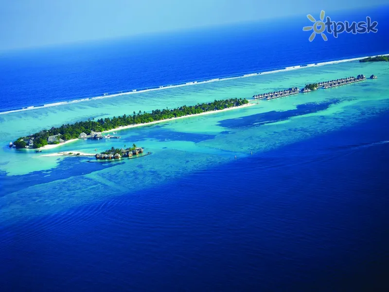 Фото отеля Four Seasons Resort Maldives на Kuda Huraa 5* Північний Мале Атол Мальдіви екстер'єр та басейни